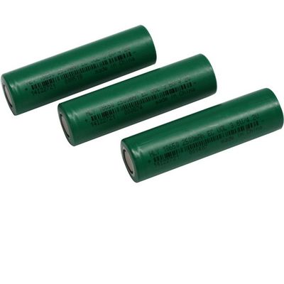 Véhicules cylindrique d'Ion Battery Cell For Electric de lithium de NCM 3.7V 2500Mah 18650
