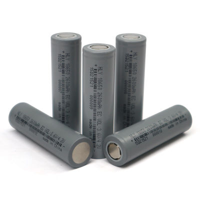 Lithium rechargeable élevé Ion Batteries de la batterie 2600mAh 3.6V de la capacité 18650 de HLY