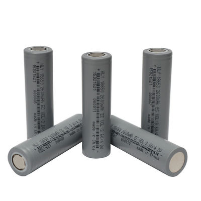 3,6 batteries de lampe-torche 2600mAh rechargeable cylindrique de la batterie au lithium de V 18650